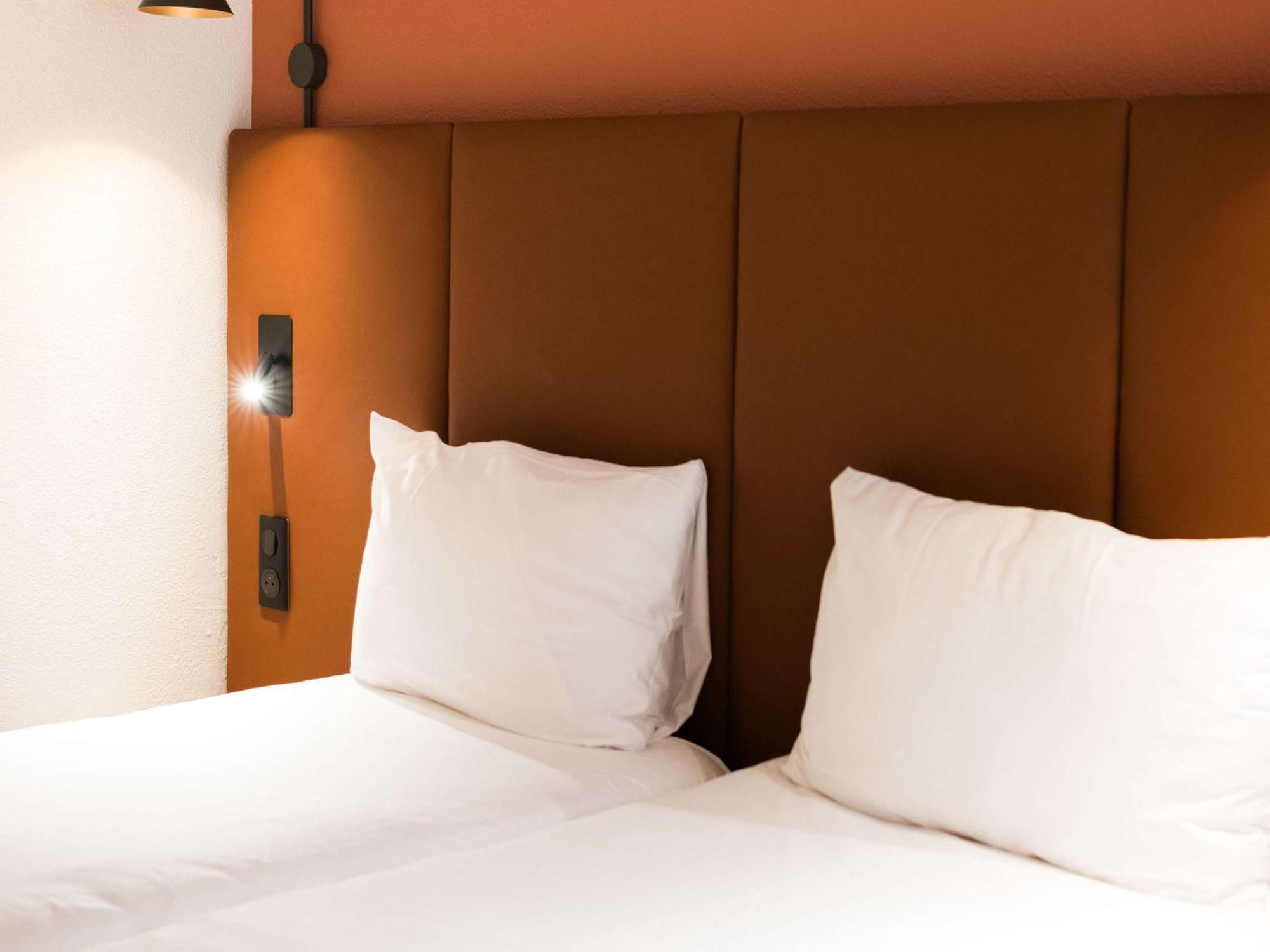 Hotel Ibis Port De Plaisance Caen Exteriér fotografie