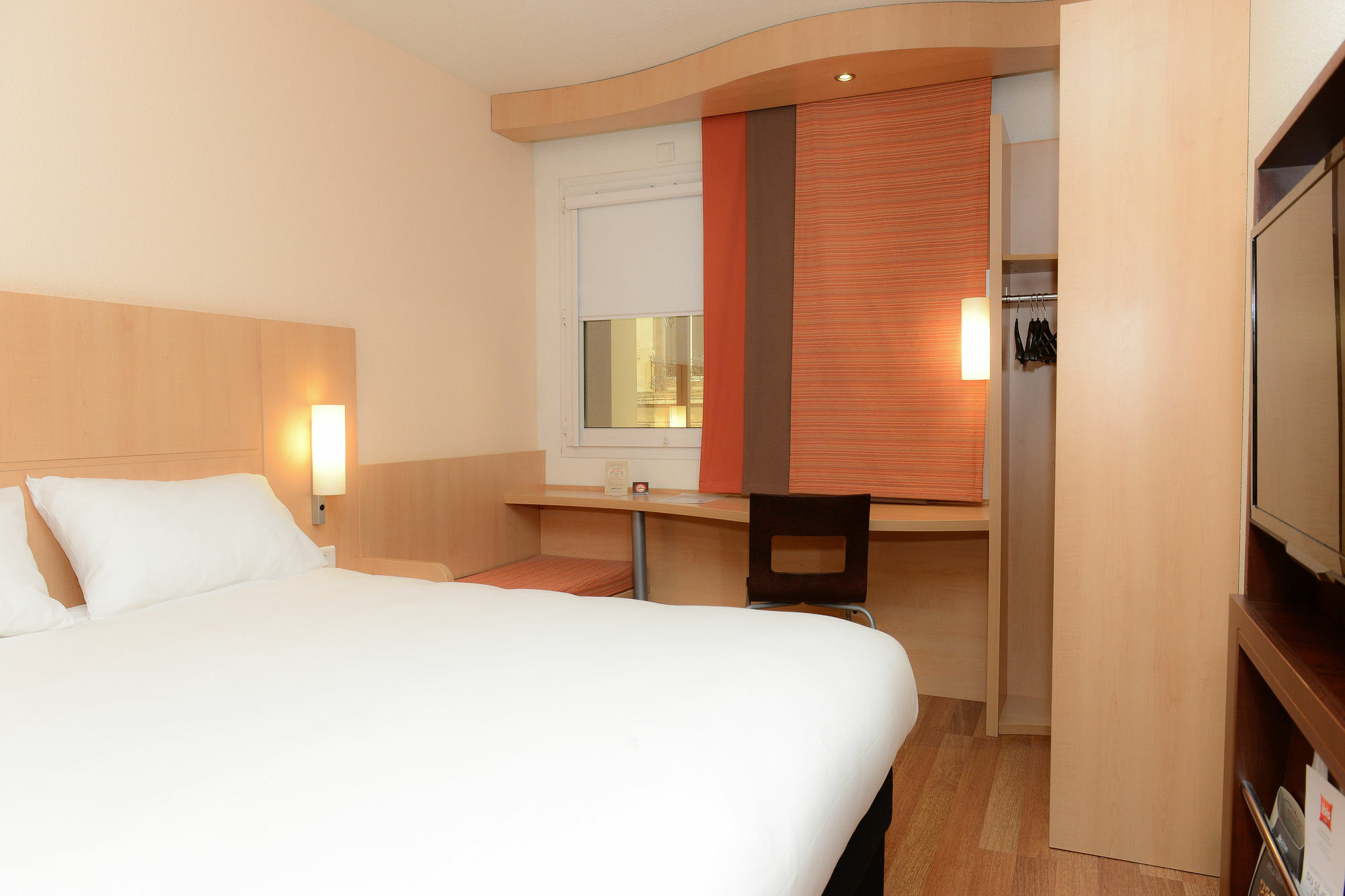 Hotel Ibis Port De Plaisance Caen Exteriér fotografie